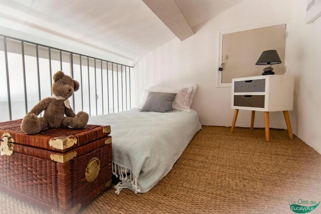 Le Clos Des Eucalyptus Le Plan-de-la-Tour Apartment