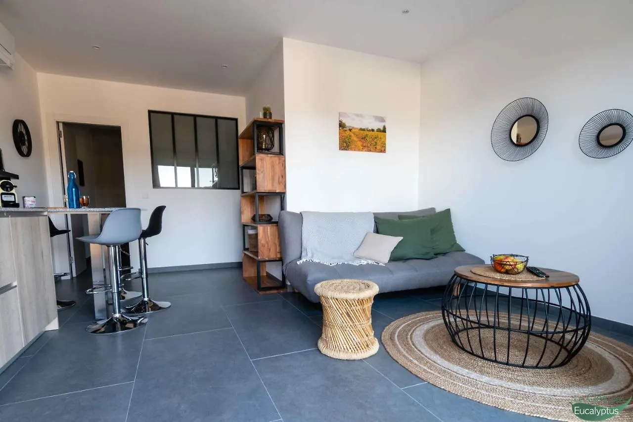 Le Clos Des Eucalyptus Le Plan-de-la-Tour 0*,  France